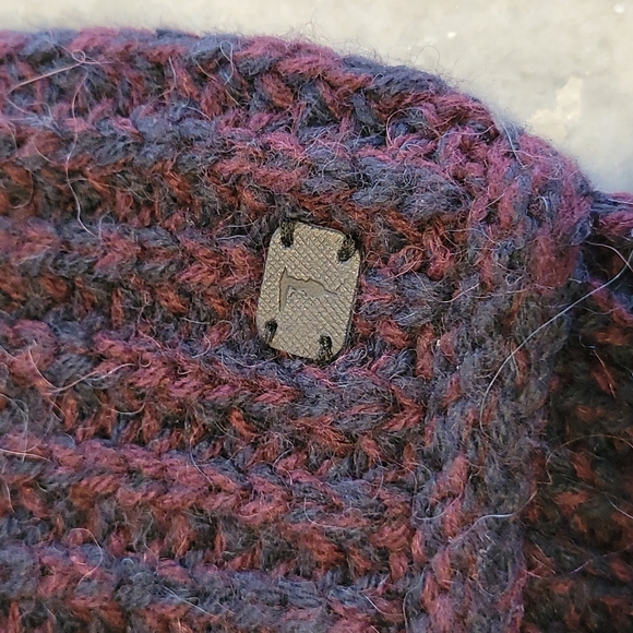 TRU Trussardi unisex tube scarf, like new! - Picture 3 of 4